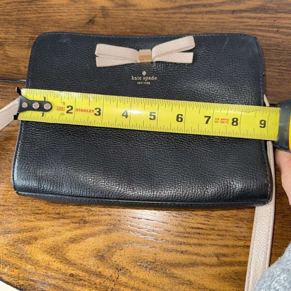Kate‎ Spade New York Black Beige Pebbled Leather Bow Crossbody Bag PXRU5070